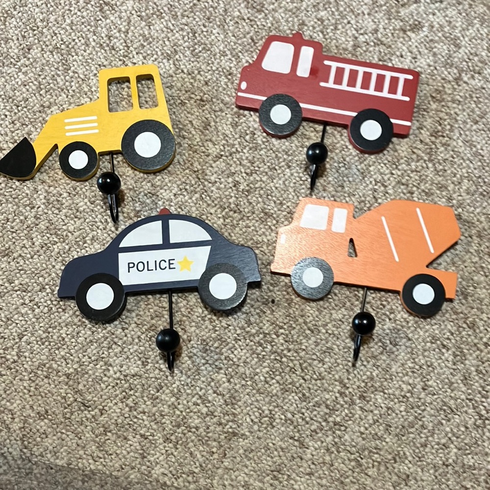 Boys bedroom decor- vehicles